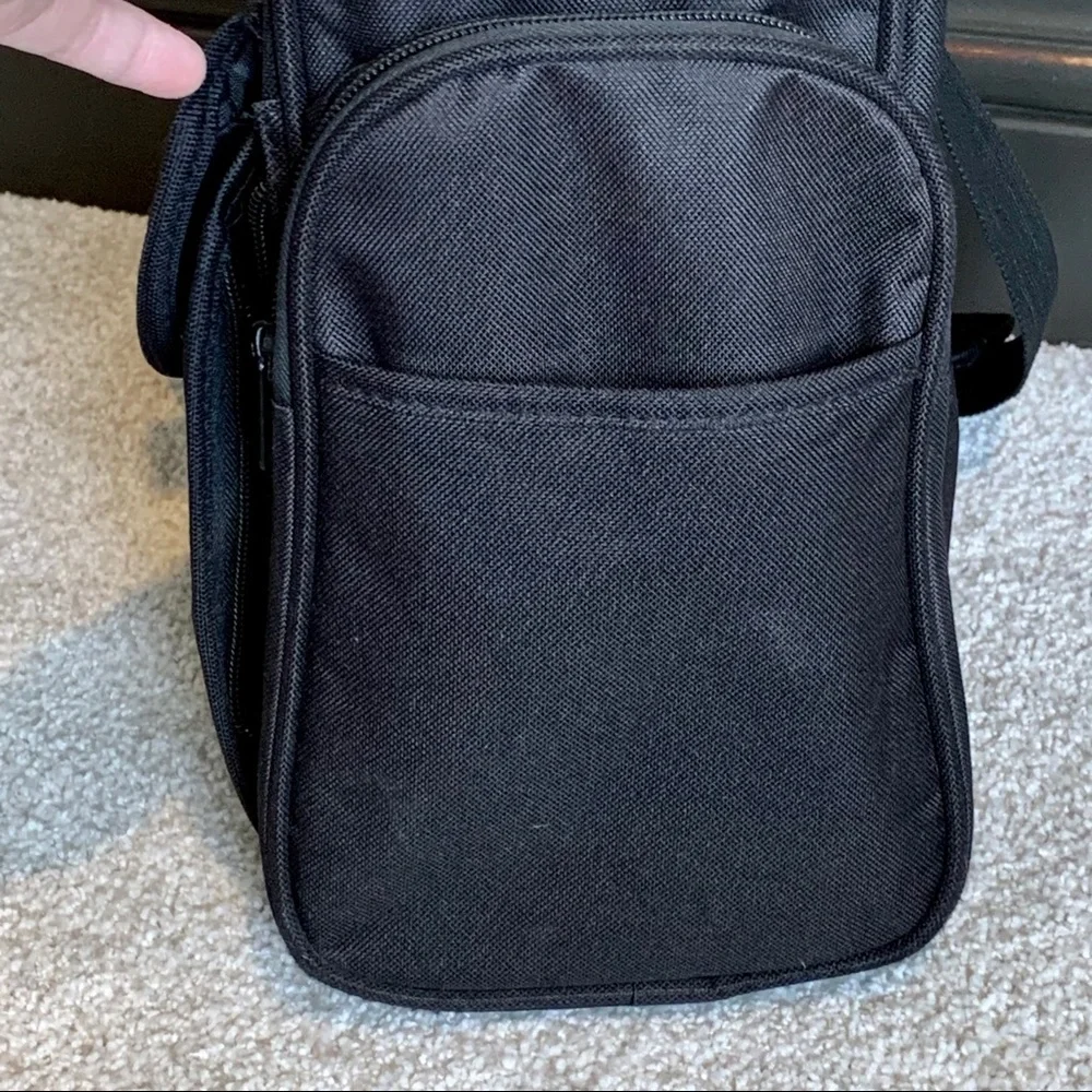 Eddie Bauer Computer Carrying Case‎